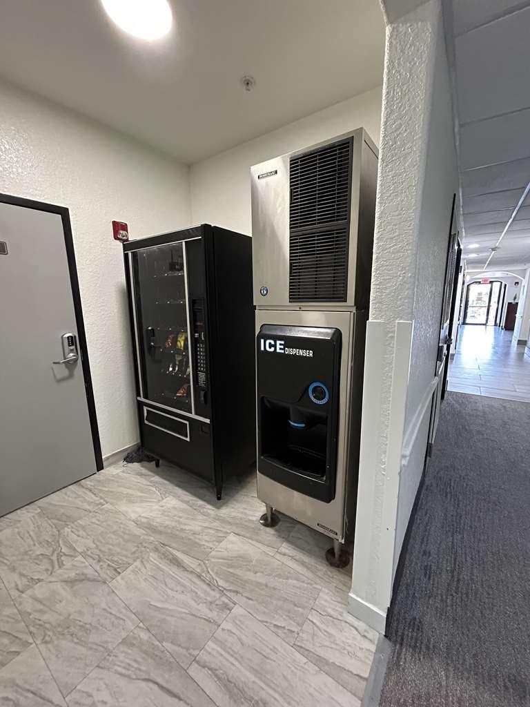 Surestay Plus By Best Western Texas City I-45 Удобства фото