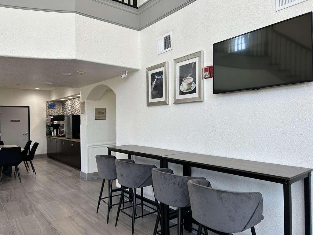 Surestay Plus By Best Western Texas City I-45 Ресторан фото