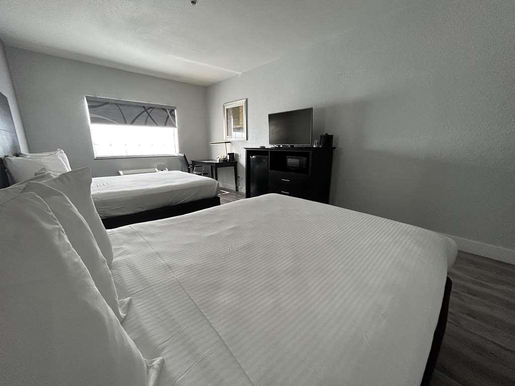 Surestay Plus By Best Western Texas City I-45 Номер фото