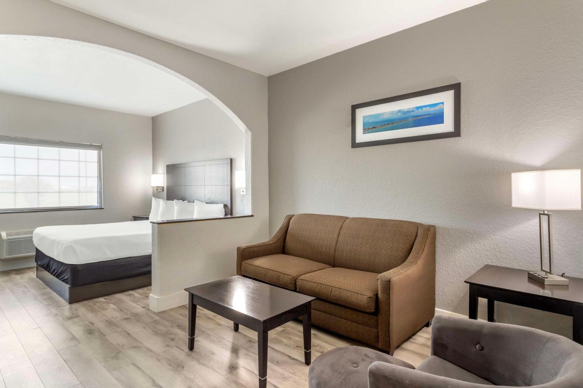 Surestay Plus By Best Western Texas City I-45 Экстерьер фото