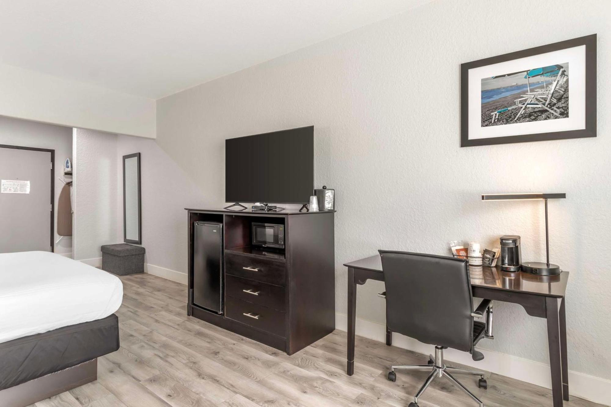 Surestay Plus By Best Western Texas City I-45 Экстерьер фото
