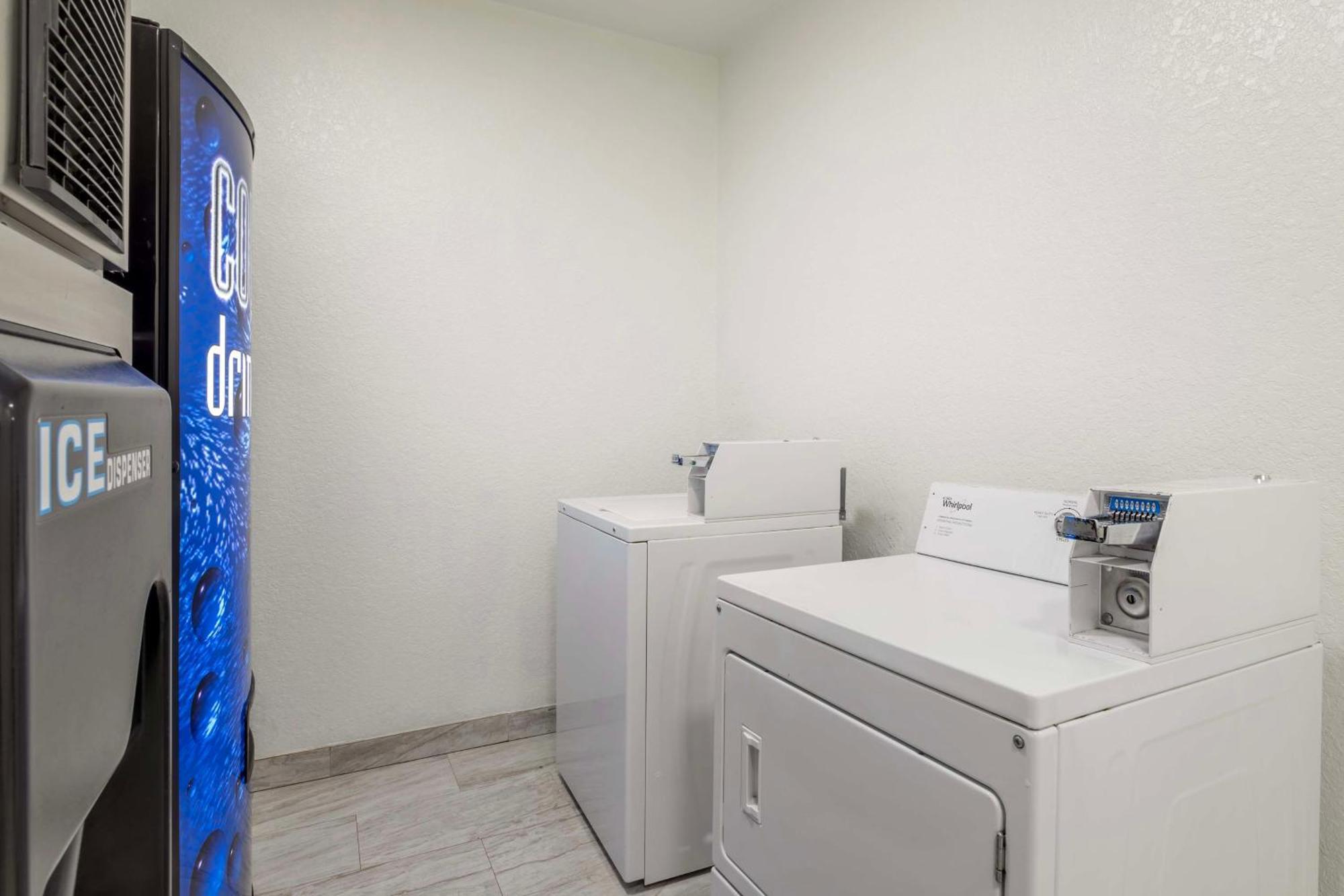 Surestay Plus By Best Western Texas City I-45 Экстерьер фото