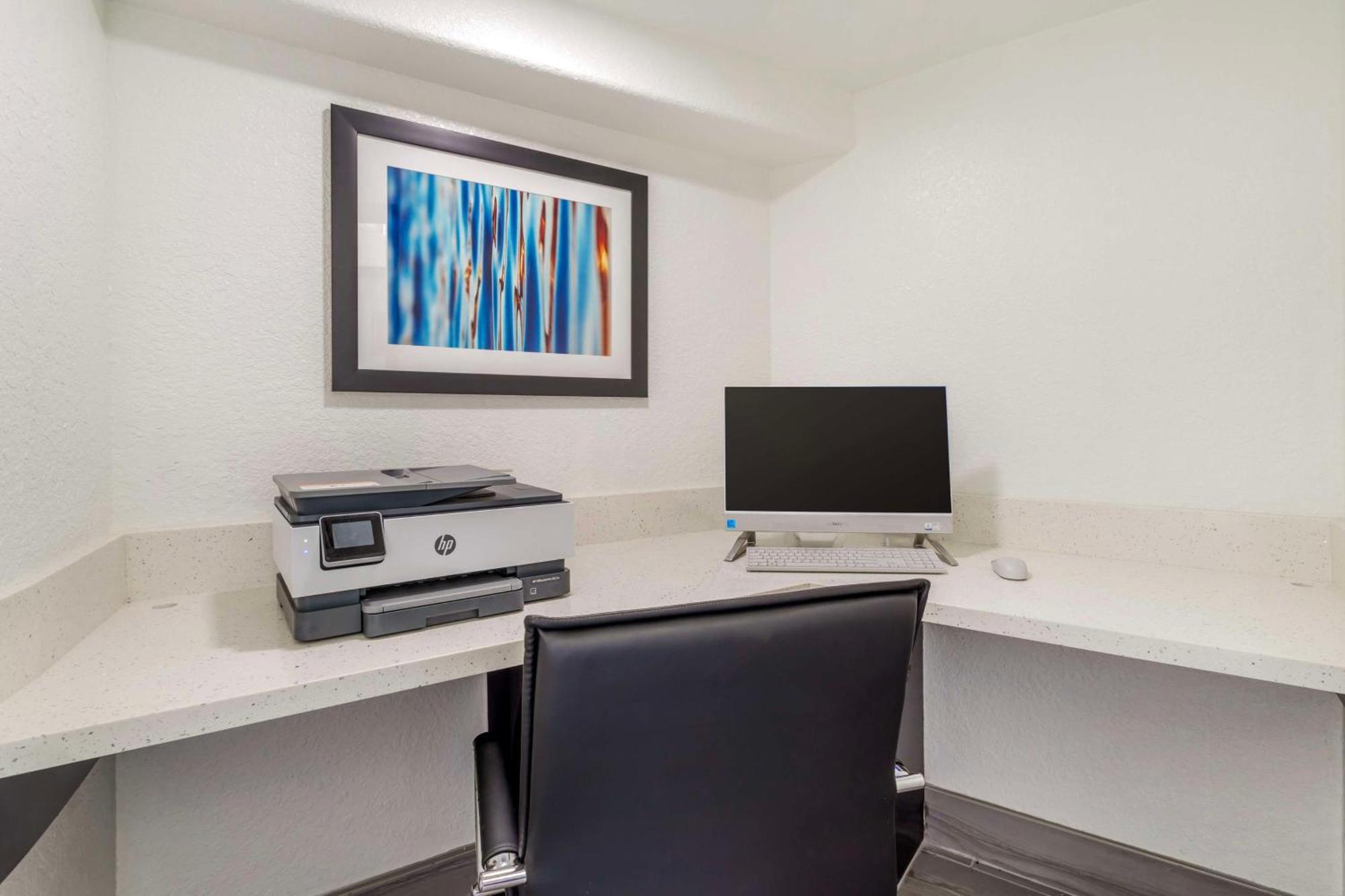 Surestay Plus By Best Western Texas City I-45 Экстерьер фото