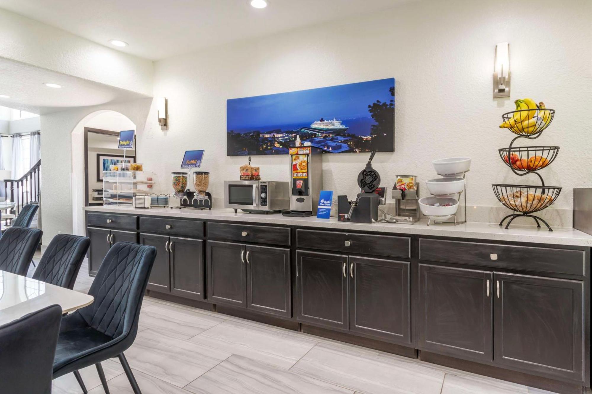 Surestay Plus By Best Western Texas City I-45 Экстерьер фото