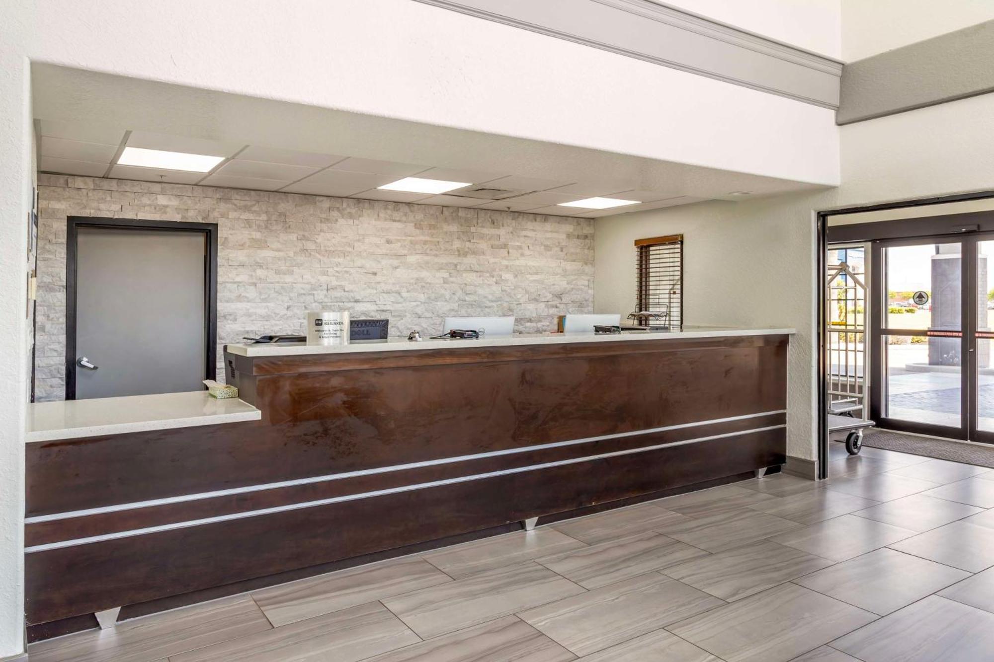 Surestay Plus By Best Western Texas City I-45 Экстерьер фото