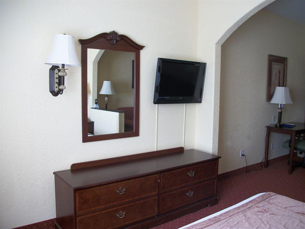 Surestay Plus By Best Western Texas City I-45 Номер фото