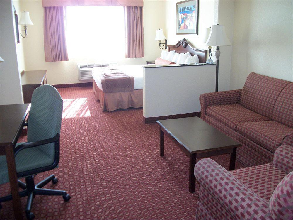 Surestay Plus By Best Western Texas City I-45 Номер фото